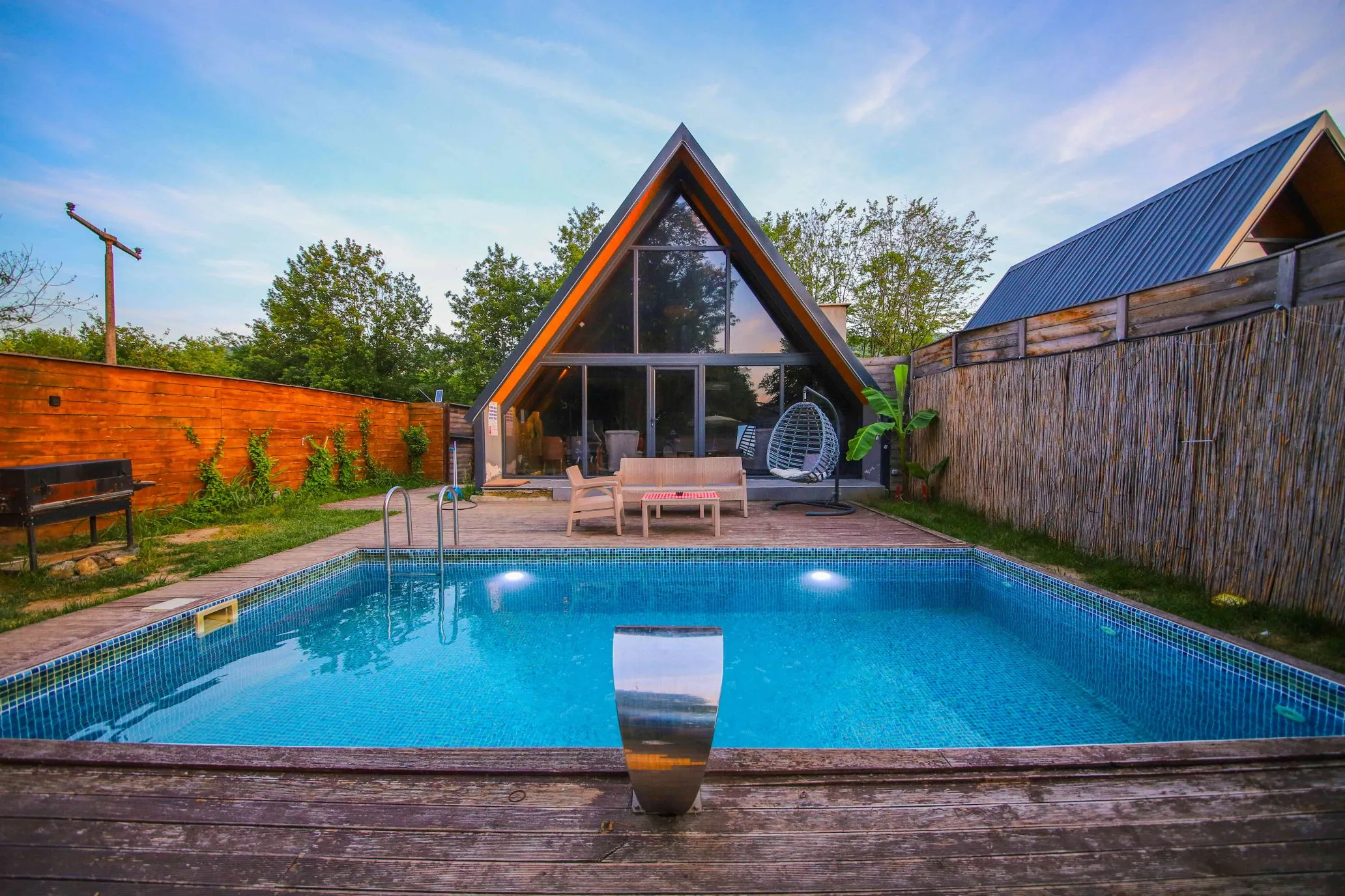 Sapanca Isıtmalı Havuzlu Bungalov